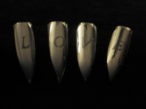 Hammerfell Armoury Etched Claws